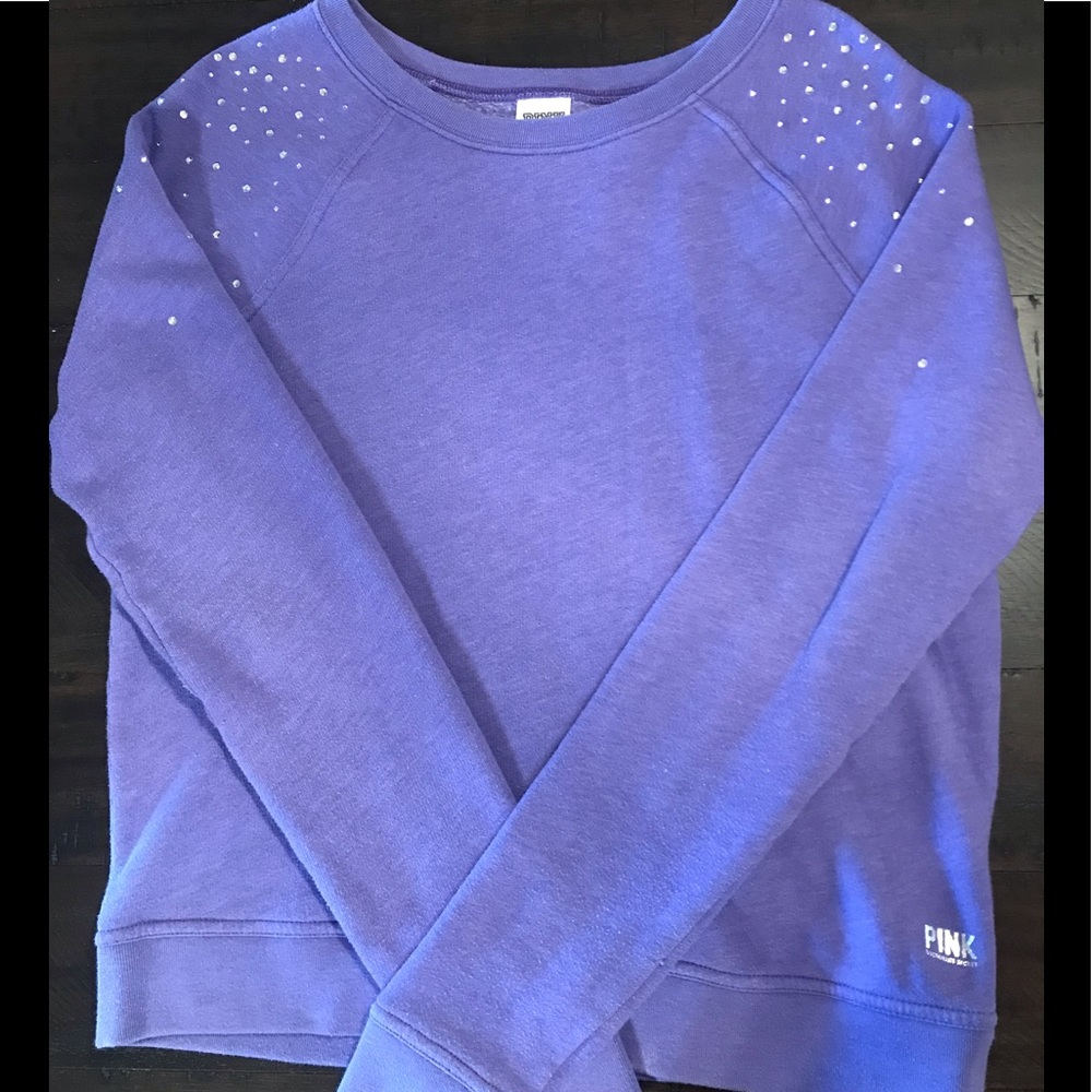 💜Victoria Secret Small Sweatshirt w/rhinestones💜